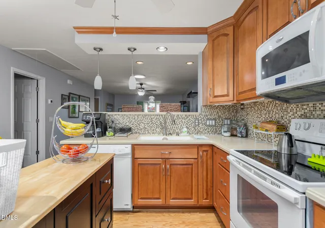 Photo 3 of Sale Pending at 2435 Moran St #6f, Burlington, NC 27215 | MLS# 10187888 | Listing updated on 2026-10-05