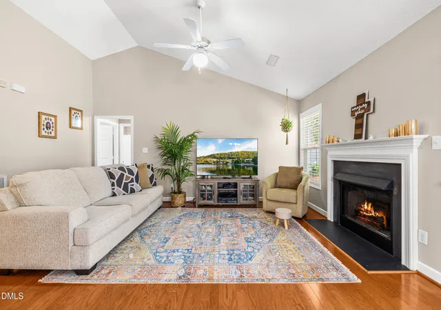 Photo 4 of Sale Pending at 910 Camden Ct, Elon, NC 27244 | MLS# 10187960 | Listing updated on 2026-09-14