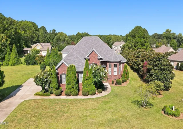 Photo 2 of Single family home for sale at 5120 Bartizan Dr, Holly Springs, NC 27540 | MLS# 10189779 | Listing updated on 2026-09-20