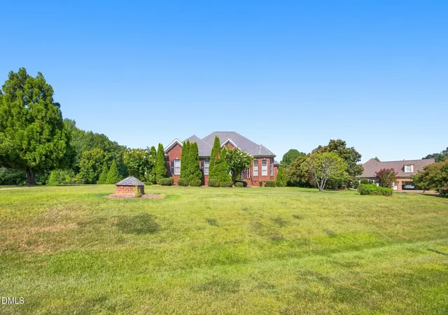 Photo 2 of Single family home for sale at 5120 Bartizan Dr, Holly Springs, NC 27540 | MLS# 10189779 | Listing updated on 2026-08-31
