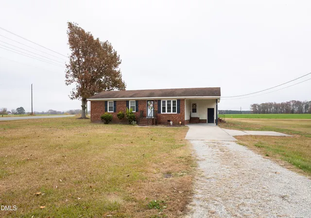 Photo 2 of Single family home for sale at 800 S Vance St, Fremont, NC 27830 | MLS# 10187901 | Listing updated on 2026-08-21