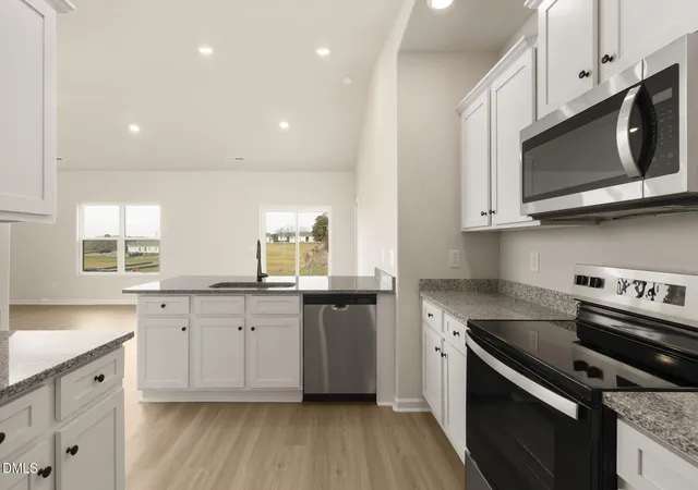 Photo 4 of Single family home for sale at 200 Independence Ln, Oxford, NC 27565 | MLS# 10187896 | Listing updated on 2026-10-01