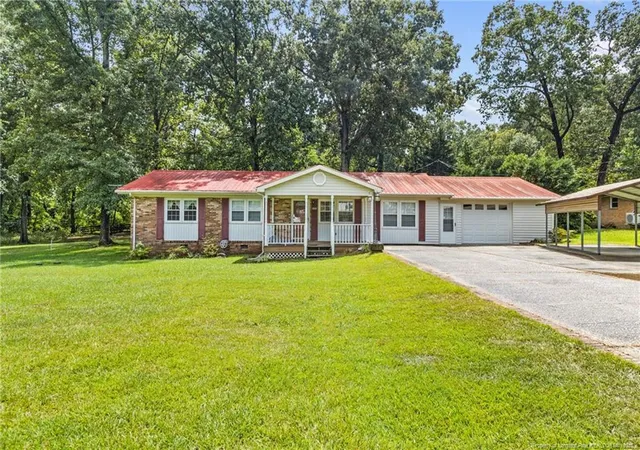 2nd image of 3308 Hillandale Dr, Sanford, NC 27332 | MLS# 768113