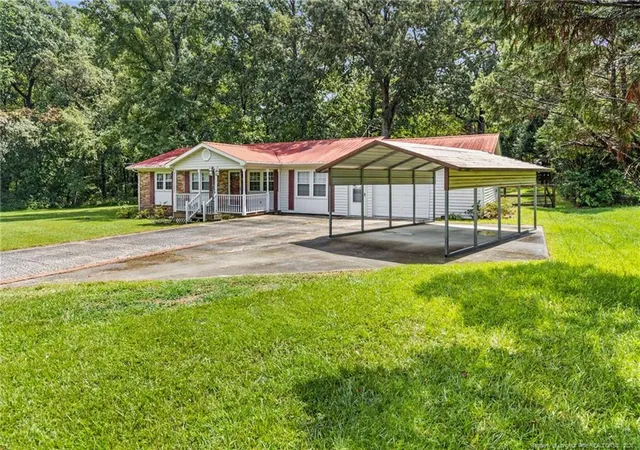 4th image of 3308 Hillandale Dr, Sanford, NC 27332 | MLS# 768113