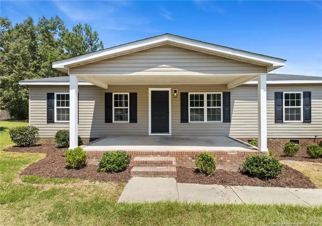 Photo 3 of Manufactured home for sale at 14 Tryon Ct, Spring Lake, NC 28390 | MLS# 768115 | Listing updated on 2026-09-17