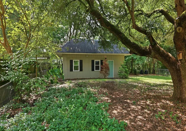 Photo 2 of Single family home for sale at 111 Emerald Cir, Durham, NC 27713 | MLS# 10189535 | Listing updated on 2026-09-17