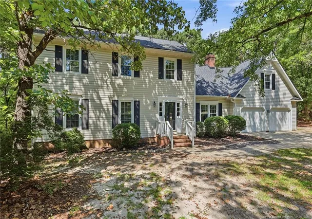 3rd image of 414 Summerlea Dr, Fayetteville, NC 28311 | MLS# 766183