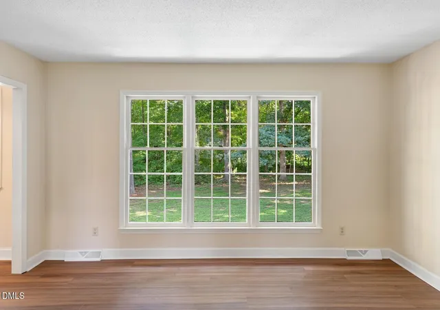 5th image of 1921 Henry Rd, Graham, NC 27253 | MLS# 10188017