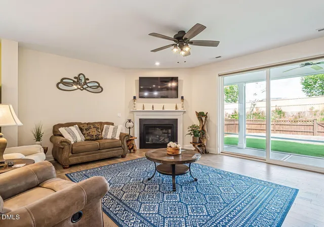 Photo 4 of Sale Pending at 820 Still Willow Ln, Wendell, NC 27591 | MLS# 10187997 | Listing updated on 2026-08-27
