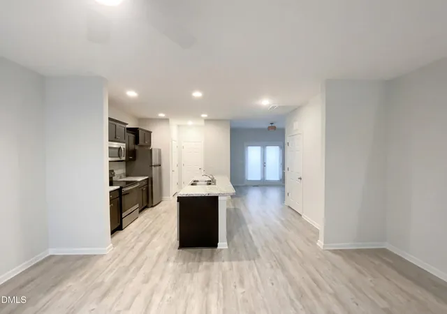 Photo 3 of Single family home for sale at 309 Haywood St, Raleigh, NC 27601 | MLS# 10188586 | Listing updated on 2026-09-10