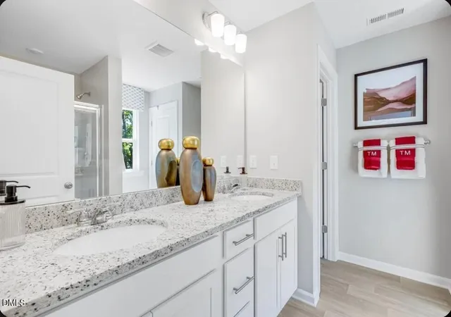 Photo 4 of Single family home for sale at 909 Raptor Haven Rd, Wendell, NC 27591 | MLS# 10188011 | Listing updated on 2026-10-05