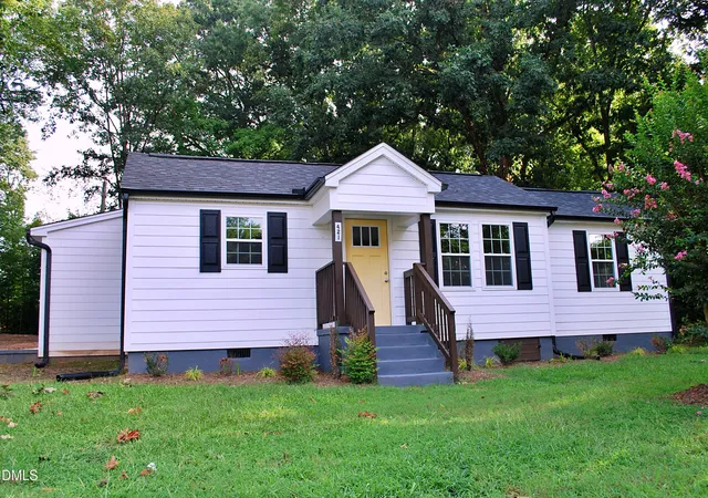1st image of 421 E Webb St, Mebane, NC 27302 | MLS# 10188050