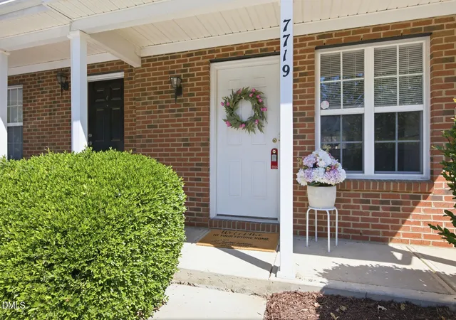 3rd image of 7719 Averette Field Dr, Raleigh, NC 27616 | MLS# 10188041