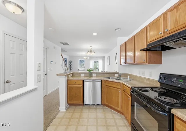 4th image of 7719 Averette Field Dr, Raleigh, NC 27616 | MLS# 10188041