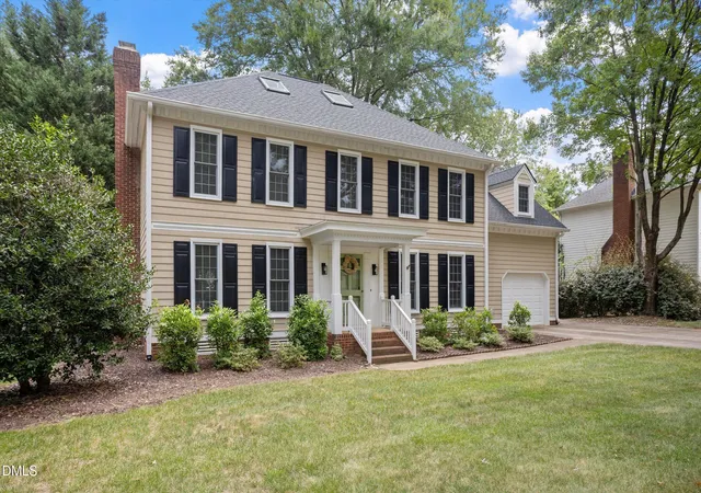 3rd image of 2216 Durweston Ct, Raleigh, NC 27615 | MLS# 10188039