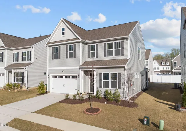 Photo 3 of Single family home for sale at 1333 Amos Park St, Fuquay Varina, NC 27526 | MLS# 10188054 | Listing updated on 2026-09-18