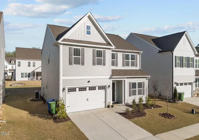 Photo 3 of Single family home for sale at 1333 Amos Park St, Fuquay Varina, NC 27526 | MLS# 10188054 | Listing updated on 2026-09-18