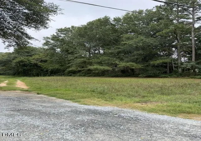 2nd image of 546 N Orange St, Coats, NC 27521 | MLS# 10188046