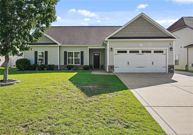 1st image of 1825 Cozy Branch Rd, Fayetteville, NC 28314 | MLS# 767536