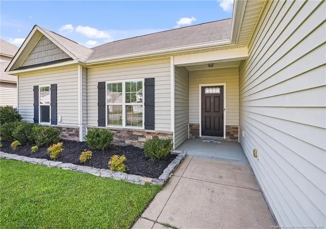 2nd image of 1825 Cozy Branch Rd, Fayetteville, NC 28314 | MLS# 767536