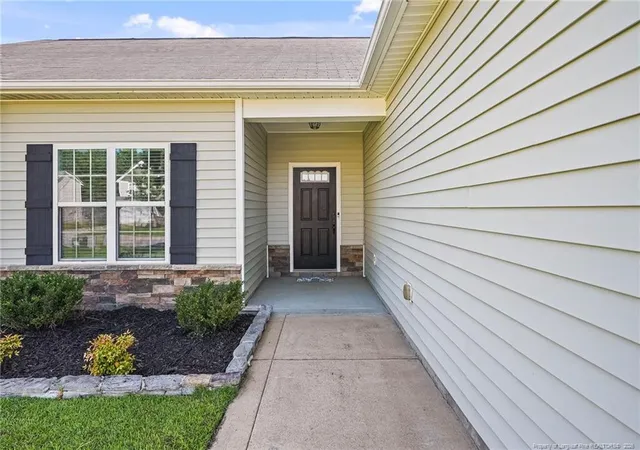 3rd image of 1825 Cozy Branch Rd, Fayetteville, NC 28314 | MLS# 767536