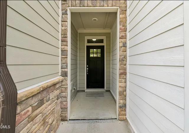 Photo 4 of Townhouse for sale at 605 Newlyn Dr, Raleigh, NC 27606 | MLS# 10188084 | Listing updated on 2026-09-13