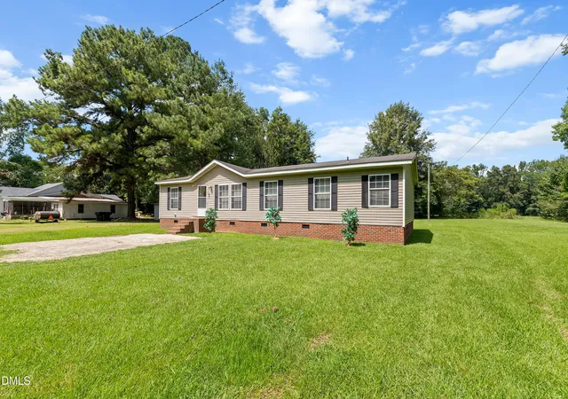 Photo 3 of Sale Pending at 2 Riverview Rd, Erwin, NC 28339 | MLS# 10188185 | Listing updated on 2026-09-26
