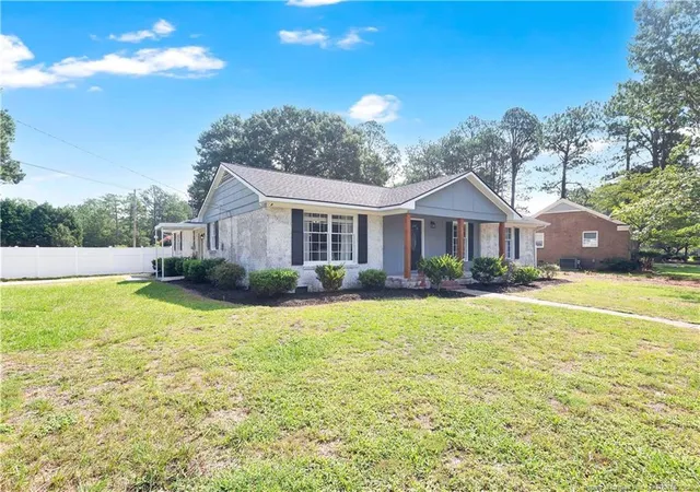 2nd image of 303 Ontra Dr, Fayetteville, NC 28311 | MLS# 768153