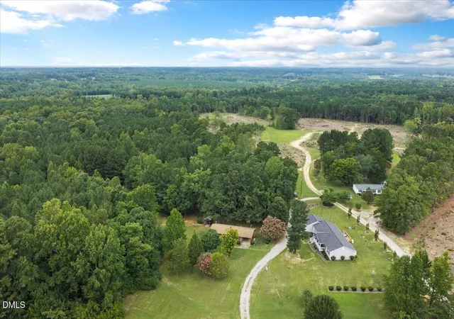 Photo 3 of Single family home for sale at 169 Engle Rd, Manson, NC 27553 | MLS# 10188277 | Listing updated on 2026-08-31