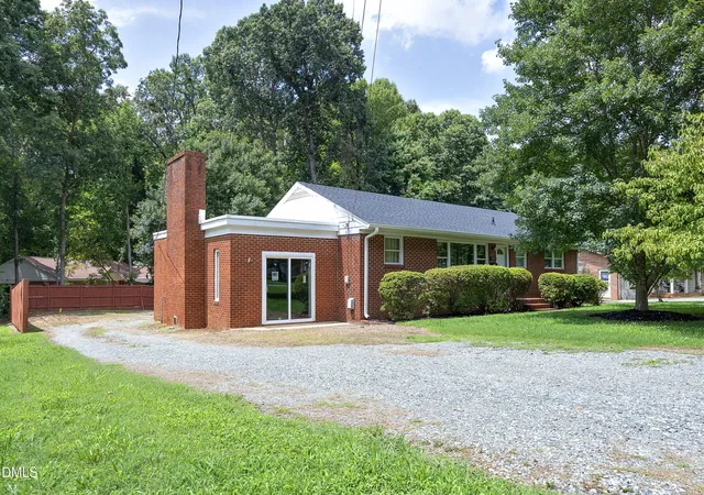 2nd image of 503 N Carr St, Mebane, NC 27302 | MLS# 10188138