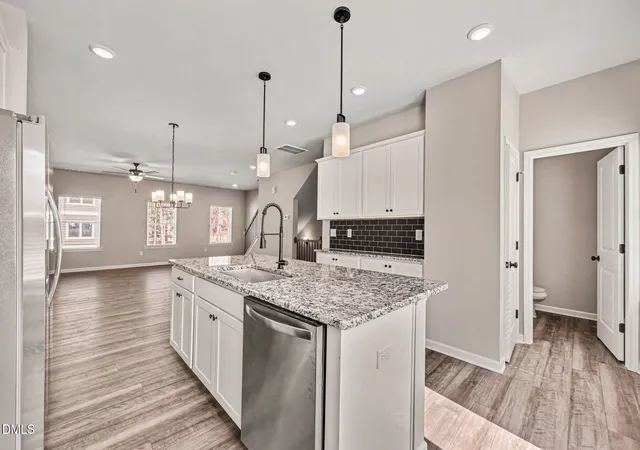 5th image of 714 Orchard Vista Cir, Raleigh, NC 27606 | MLS# 10188129
