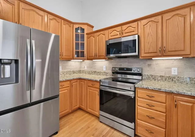 image of 544 Little Creek Dr, Graham, NC 27253 | MLS# 10188172