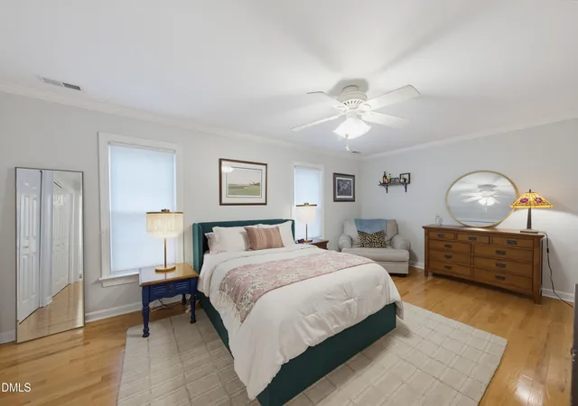 Photo 4 of Townhouse for sale at 1302 Hampshire Ct, Raleigh, NC 27612 | MLS# 10188188 | Listing updated on 2026-09-05