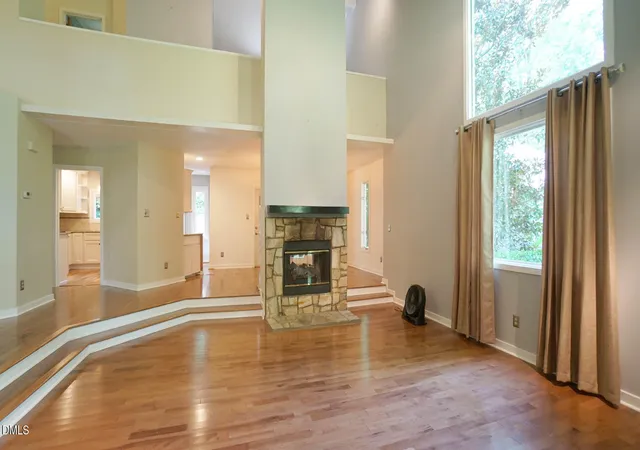 Photo 3 of Single family home for sale at 818 Lake Forest Dr, Raleigh, NC 27615 | MLS# 10188836 | Listing updated on 2026-09-08