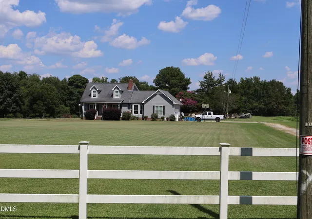 Photo 3 of House for sale at 123 Holly Grove Rd, Benson, NC 27504 | MLS# 10188171 | Listing updated on 2026-09-22