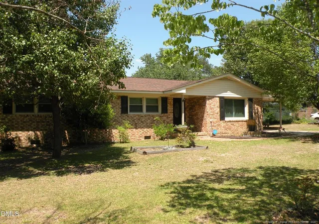 1st image of 513 Maxine St, Fayetteville, NC 28303 | MLS# 768164