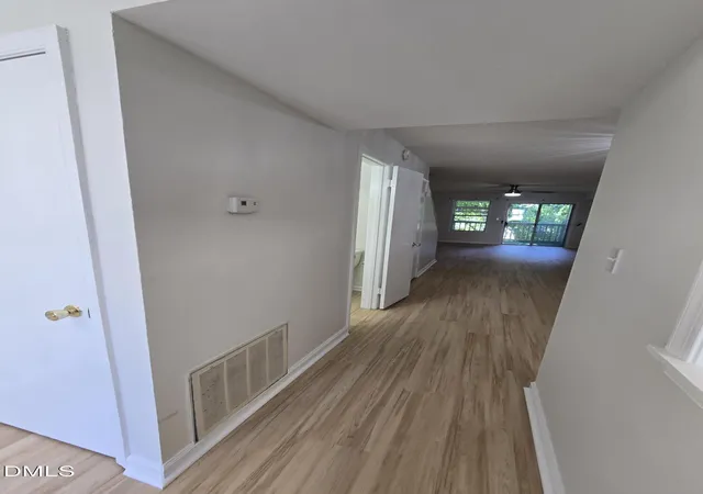 5th image of 117 Kingsbury Dr, Chapel Hill, NC 27514 | MLS# 10188162
