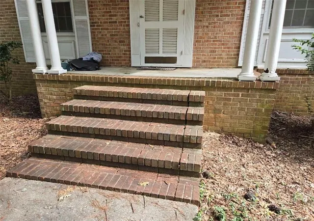 3rd image of 5209 Sedgefield Dr, Raleigh, NC 27609 | MLS# 768165