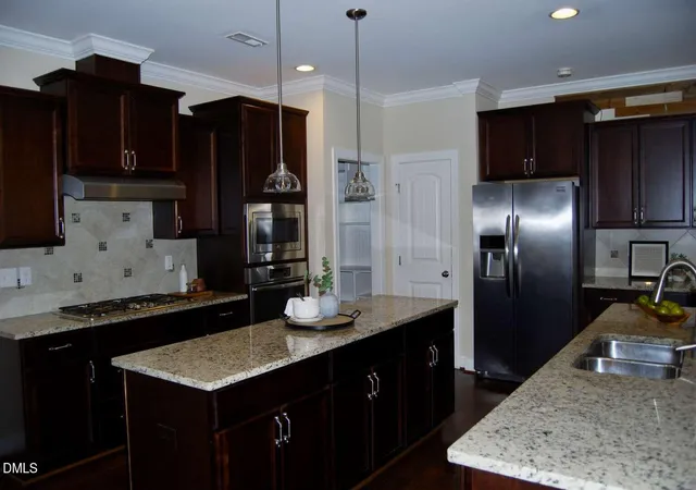 4th image of 2729 Masonboro Ferry Dr, Apex, NC 27502 | MLS# 10188176