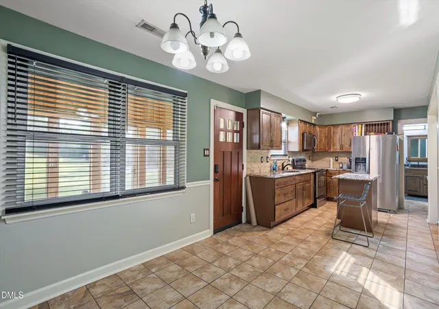 4th image of 2512 Sundial Cir, Durham, NC 27704 | MLS# 10188180