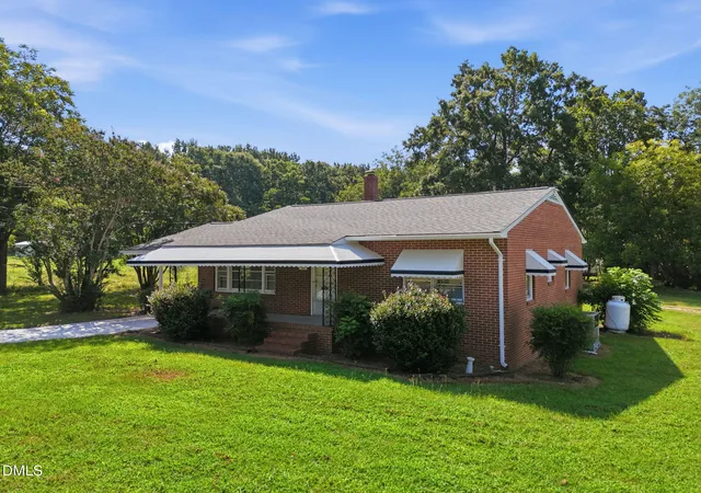 Photo 3 of Sale Pending at 311 W Mason St, Franklinton, NC 27525 | MLS# 10188204 | Listing updated on 2026-09-02