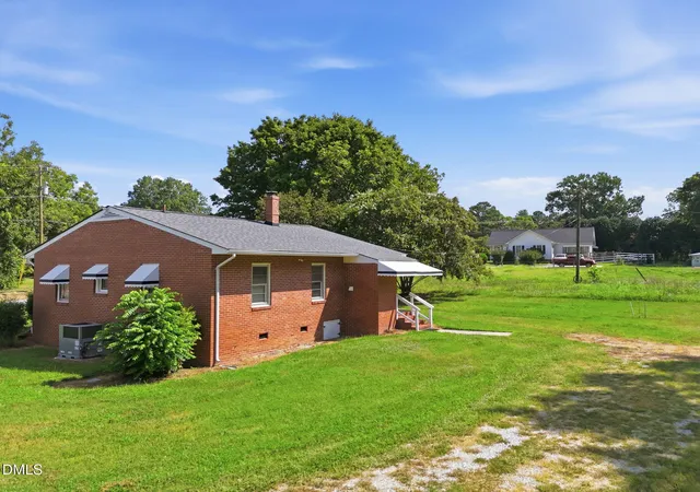 Photo 4 of Sale Pending at 311 W Mason St, Franklinton, NC 27525 | MLS# 10188204 | Listing updated on 2026-09-02