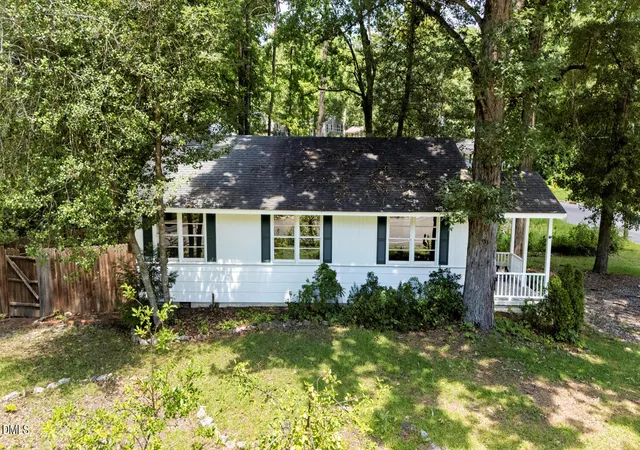 1st image of 2000 Spruce St, Fayetteville, NC 28303 | MLS# 10188195