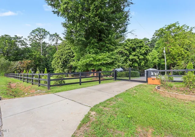 Photo 2 of Single family home for sale at 5932 Johnson Pond Rd, Fuquay Varina, NC 27526 | MLS# 10188442 | Listing updated on 2026-08-26