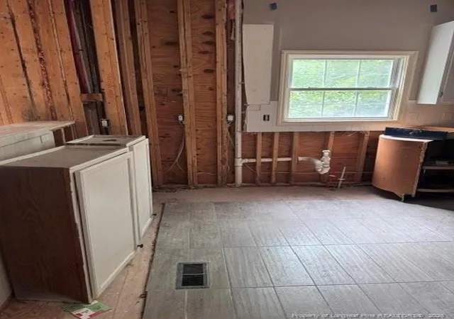 4th image of 1326 Cross Link Rd, Raleigh, NC 27610 | MLS# 768155
