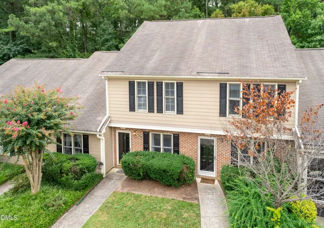Photo 2 of Townhouse for sale at 61 Crystal Oaks Ct, Durham, NC 27707 | MLS# 10188715 | Listing updated on 2026-09-18