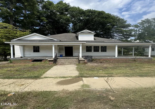 1st image of 922 Nashville Rd, Rocky Mount, NC 27803 | MLS# 10188201