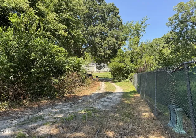 Photo 48 of Multi family home for sale at 265 Gholson Ave, Henderson, NC 27536 | MLS# 10188646 | Listing updated on 2026-08-31