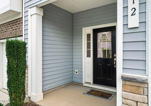 Photo 2 of Townhouse for sale at 12 E Willow Trace Wy, Clayton, NC 27527 | MLS# 10189614 | Listing updated on 2026-09-14