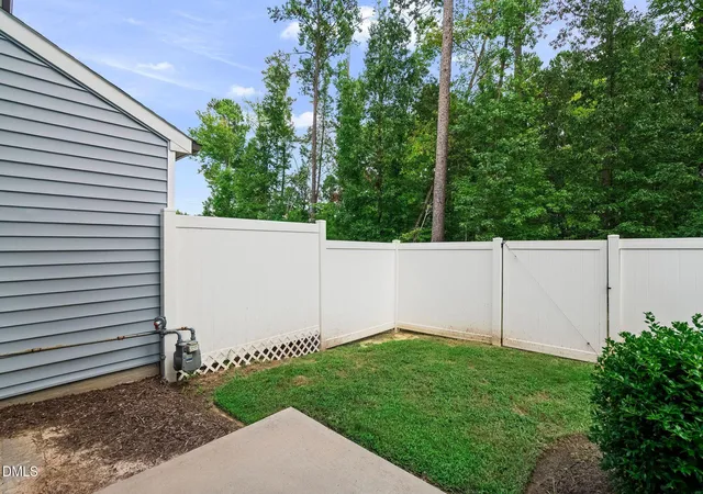 Photo 3 of Townhouse for sale at 12 E Willow Trace Wy, Clayton, NC 27527 | MLS# 10189614 | Listing updated on 2026-09-14